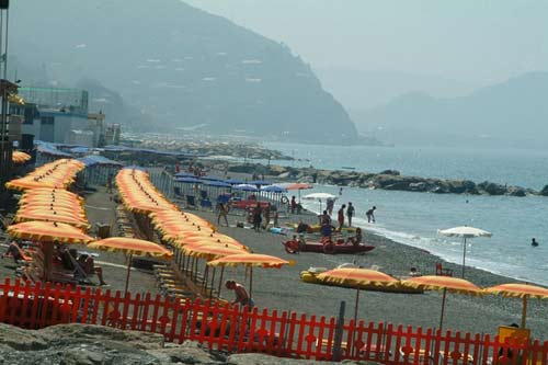 La spiaggia di Cavi